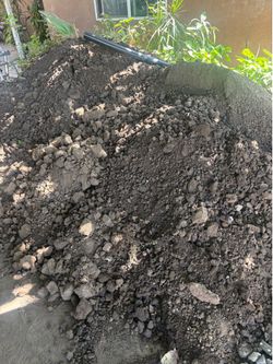 Free fill dirt