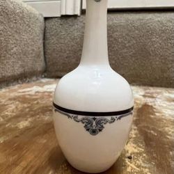 Royal Doulton Princeton Bud Vase