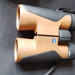 terra ed Zeiss binoculars 