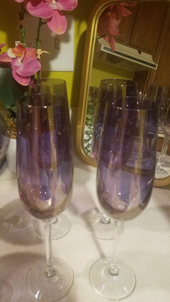 Set of Champagne Glasses