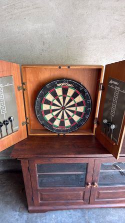 Cheers Dartboard and Case