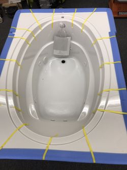 New jacuzzi tub