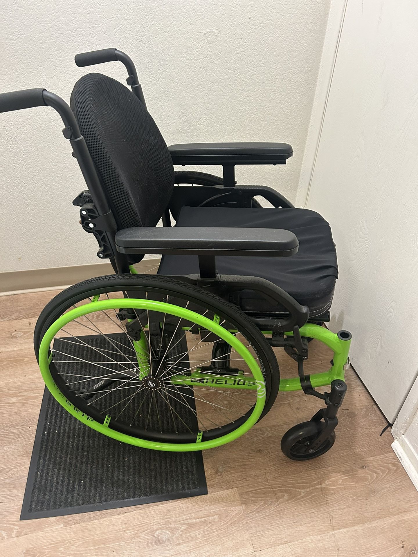 Numotion Wheelchair for Sale in Lakewood, WA OfferUp