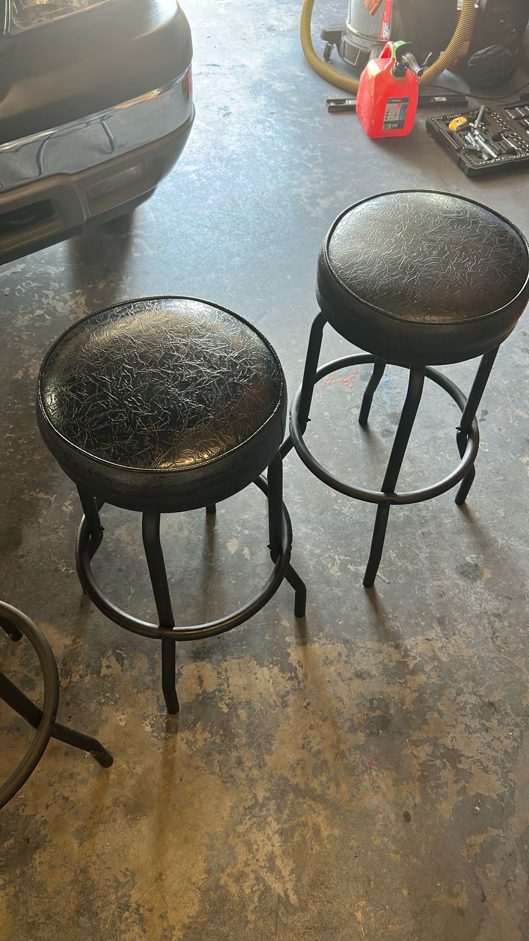 3 Bar Stools