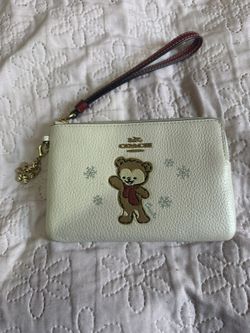 Wristlet