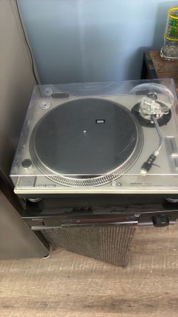 Technics SL1200mk2