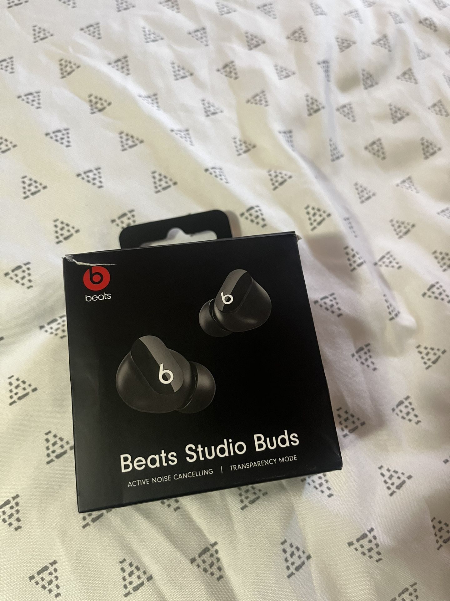 Beats By Dre Wireless Headphones 