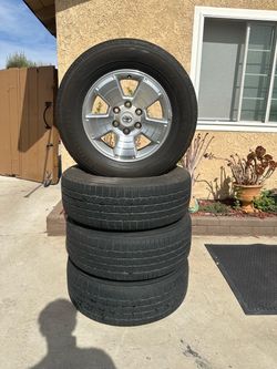 Tires with rims