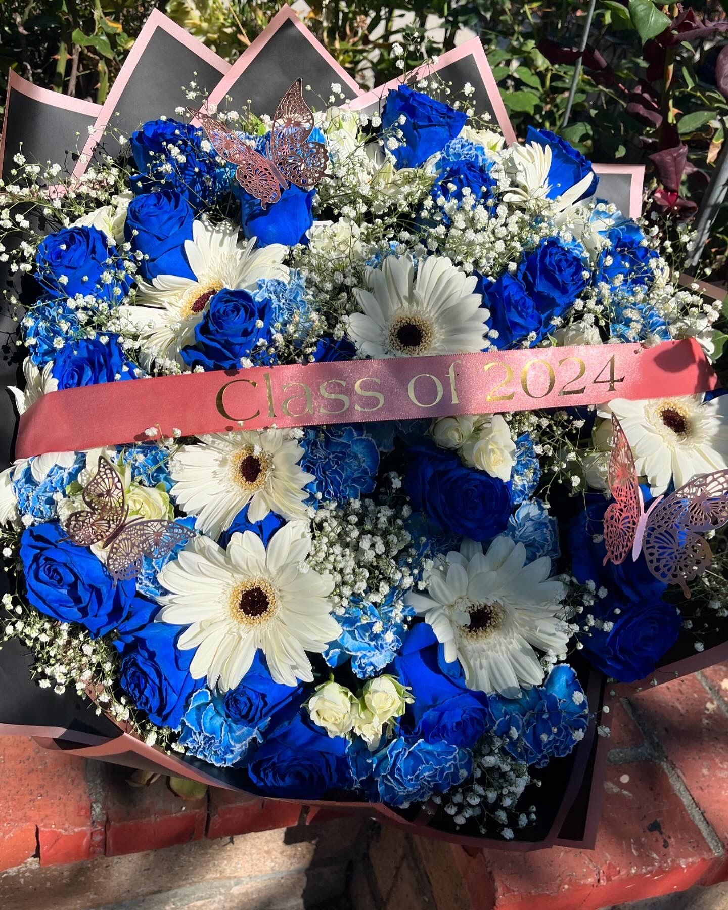 18” Mixed Floral Bouquet