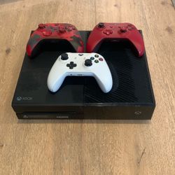 Xbox One With Three Controllers and Power Cord