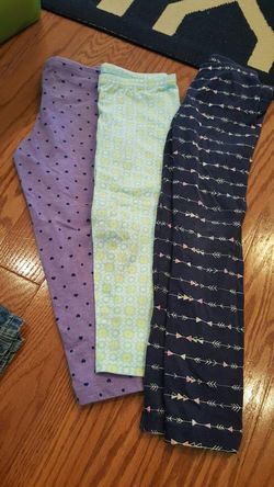 Girls size 5t leggings