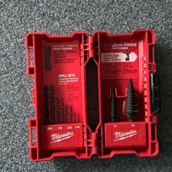 NEW Milwaukee 10pc Drill Bit Set 