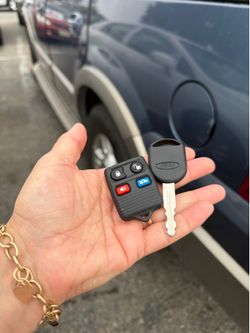 Ford expedition key and remote