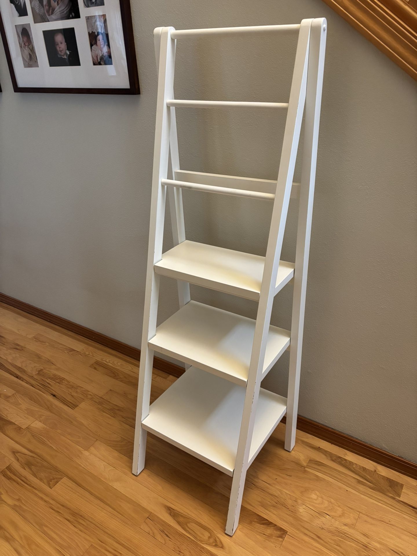 Pottery Barn Ladder Shelf Bookshelf