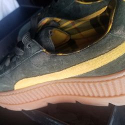 LADIES RIHANNA  FENTY PUMA'S 