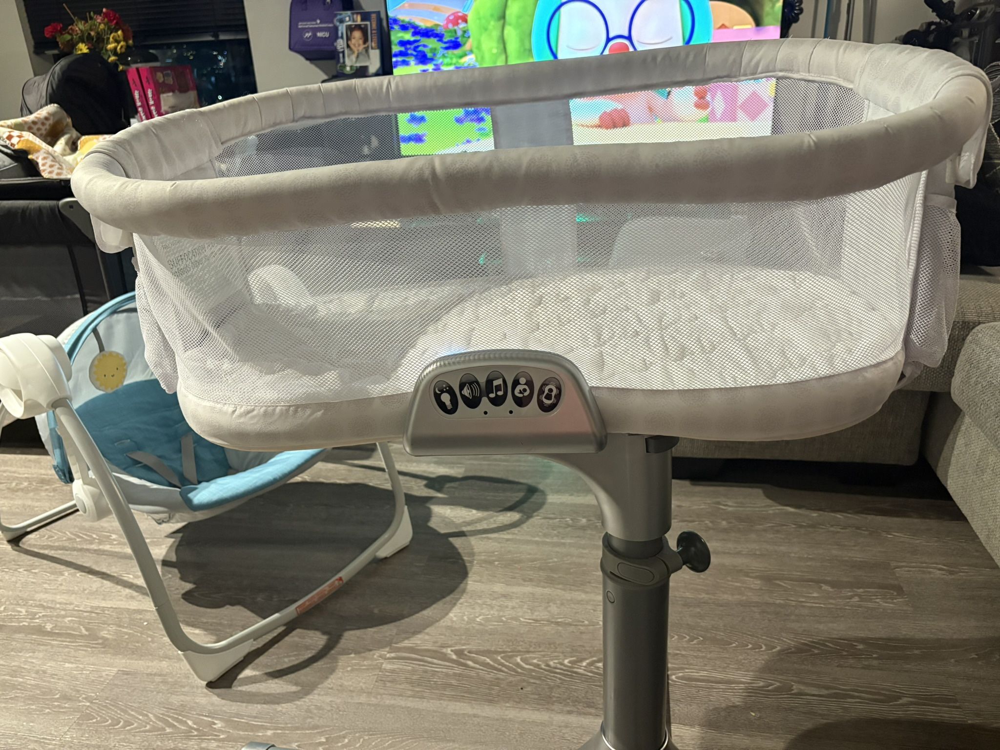 Halo Swivel Bassinet