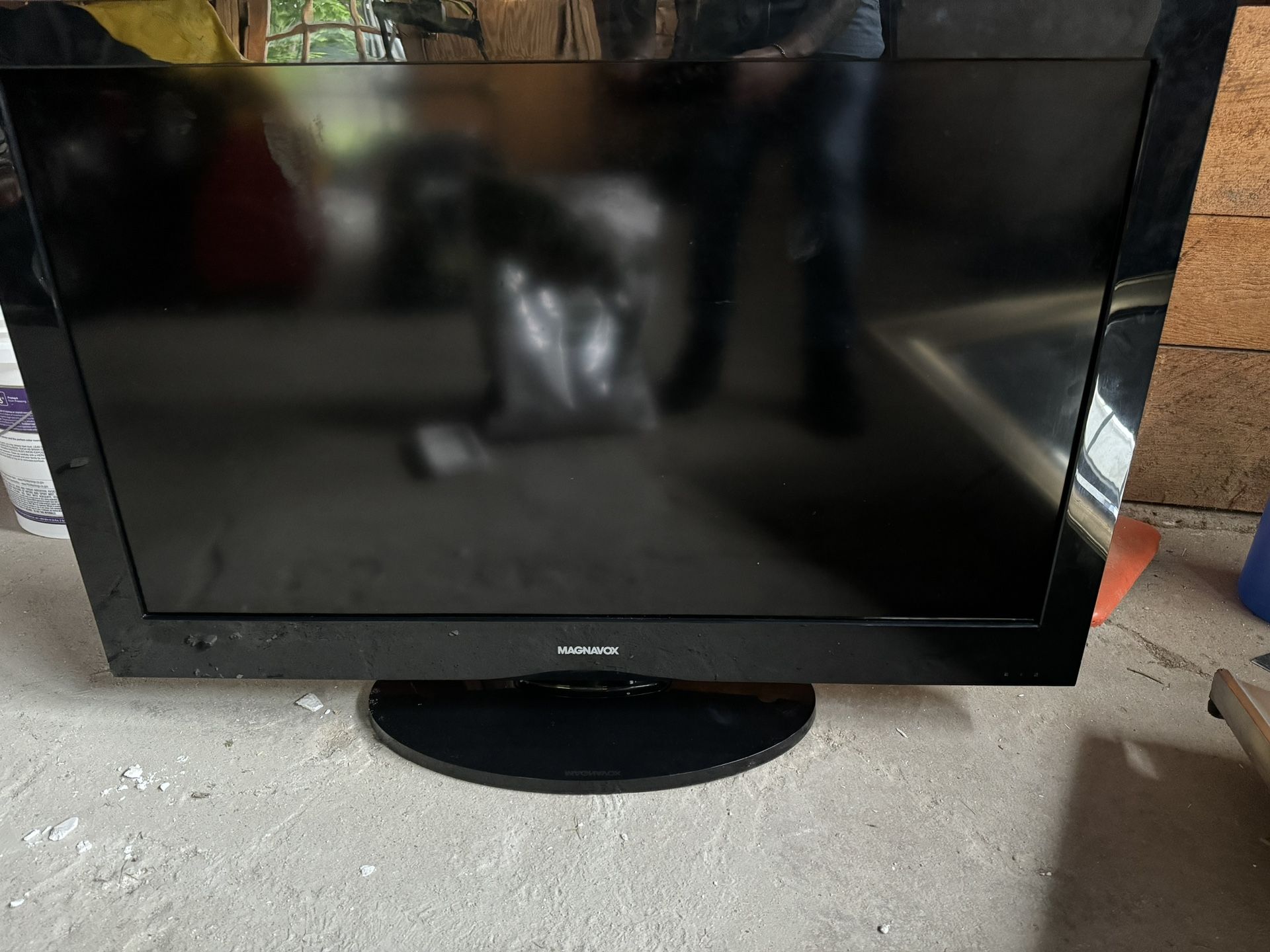 Small Flatscreen TV