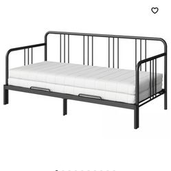 ikea day bed 
