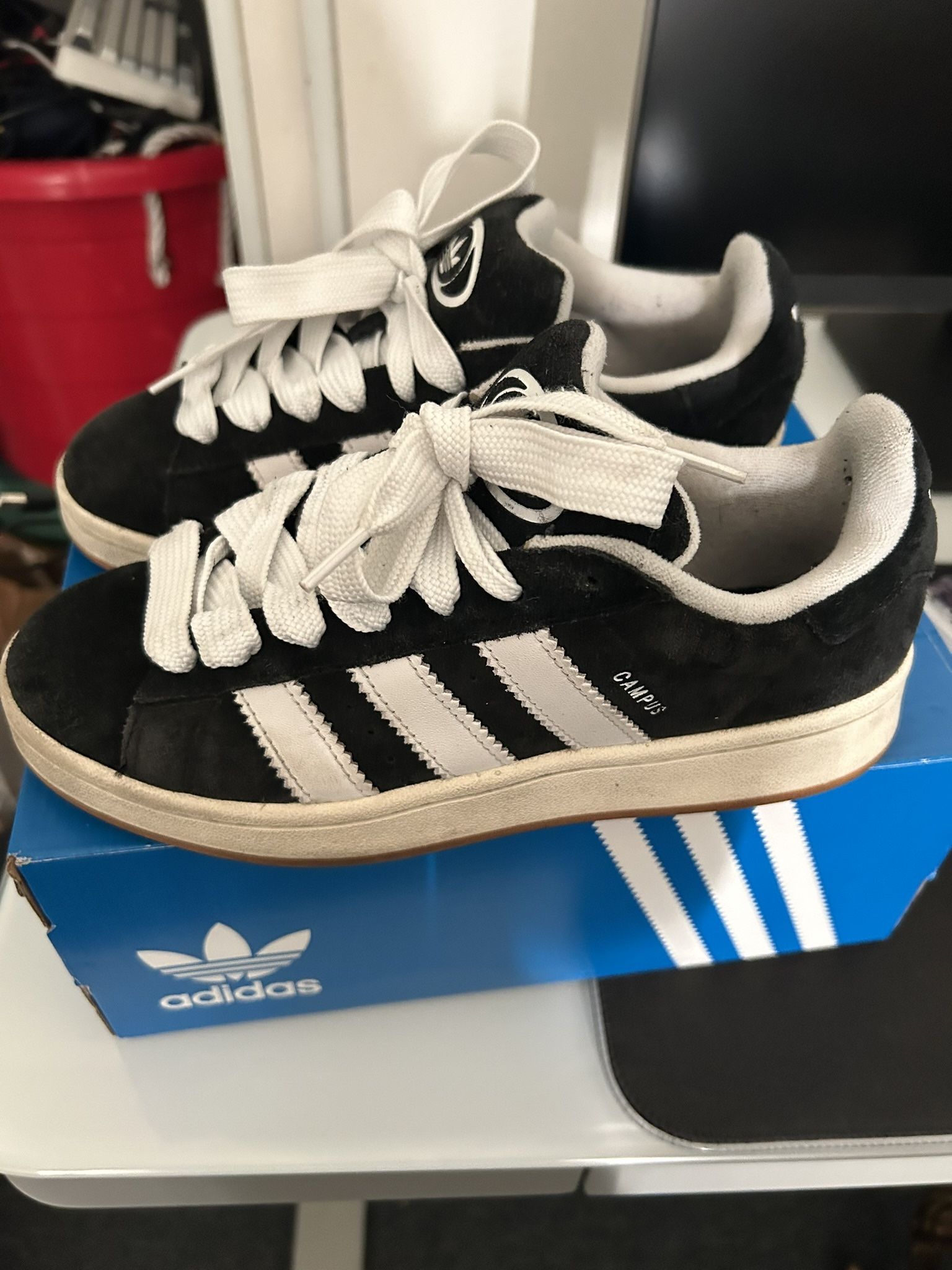 Adidas Campus 00s
