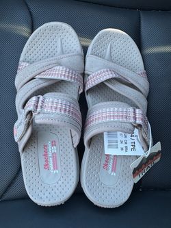 Sketcher sandals retail $60 new size 7