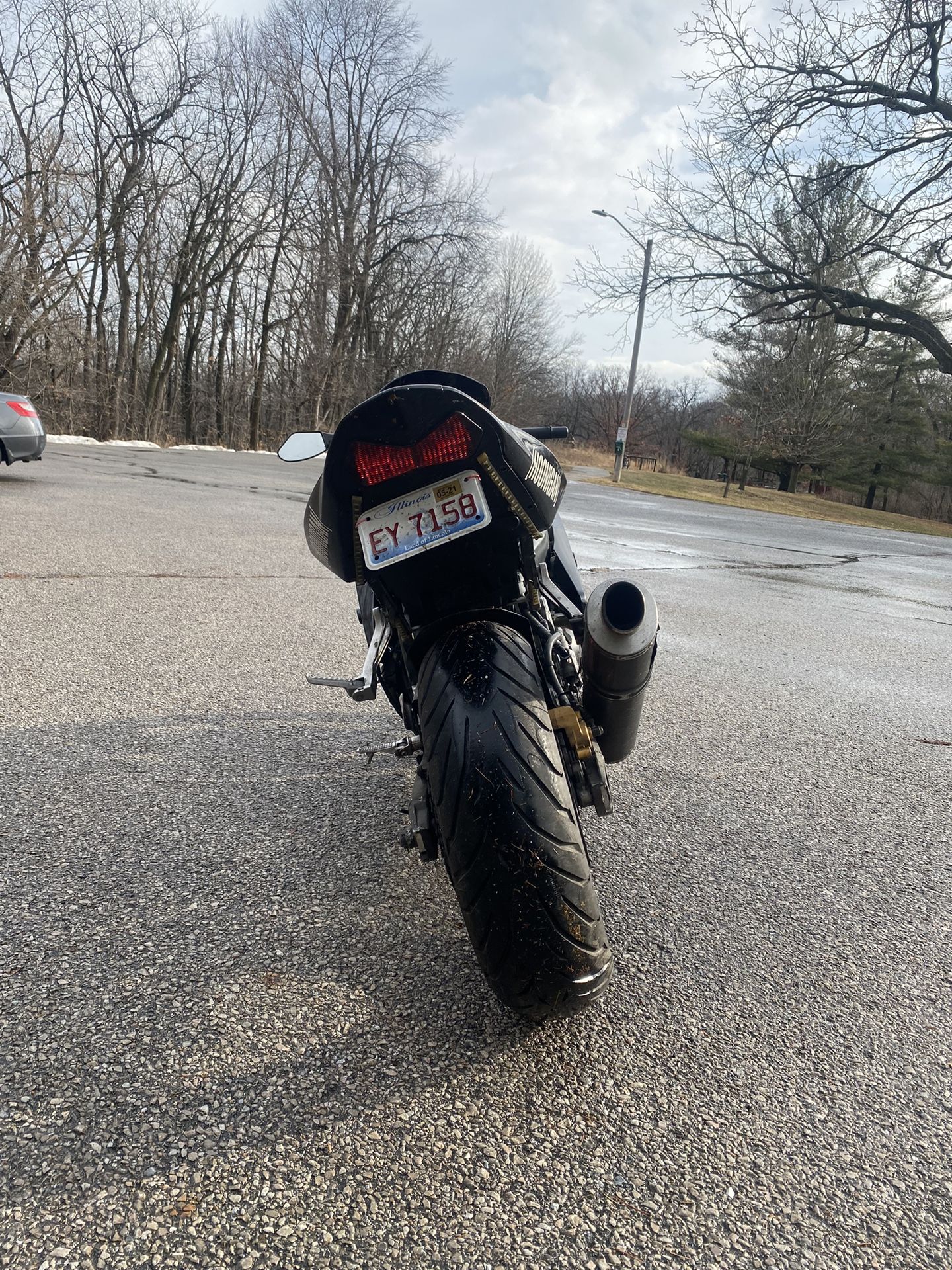 Kawasaki Ninja 636 Motorcycle With Helmet