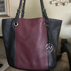 Multicolor Michael Kors Bag (Black And Maroon Color)
