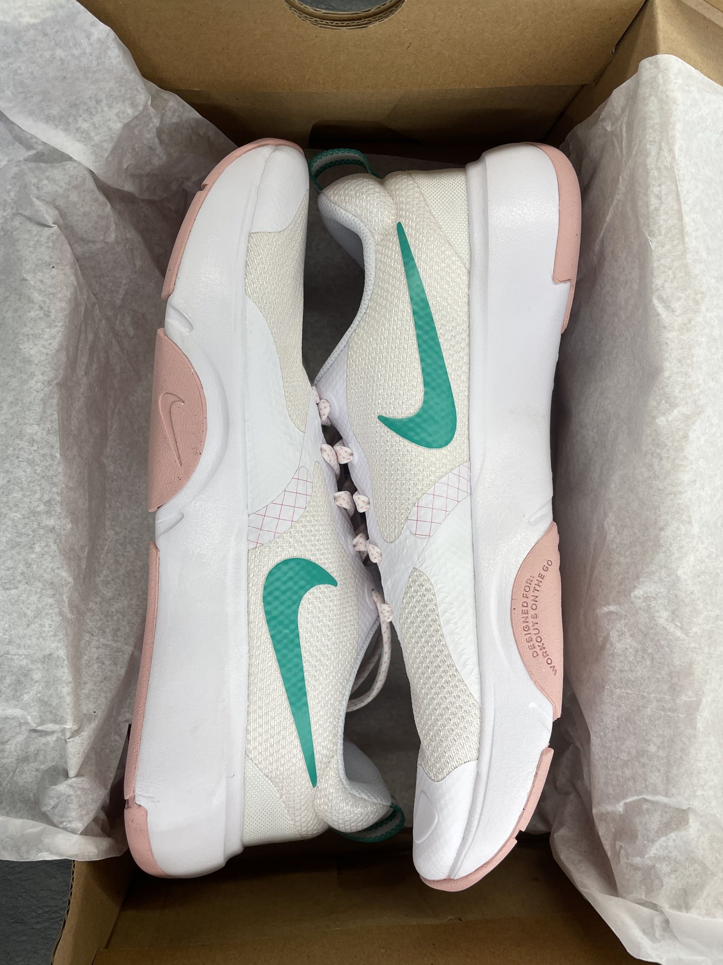 Nike City Rep TR White/ Clear Emerald