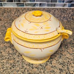 Temptations Old World Yellow Soup Tureen Set