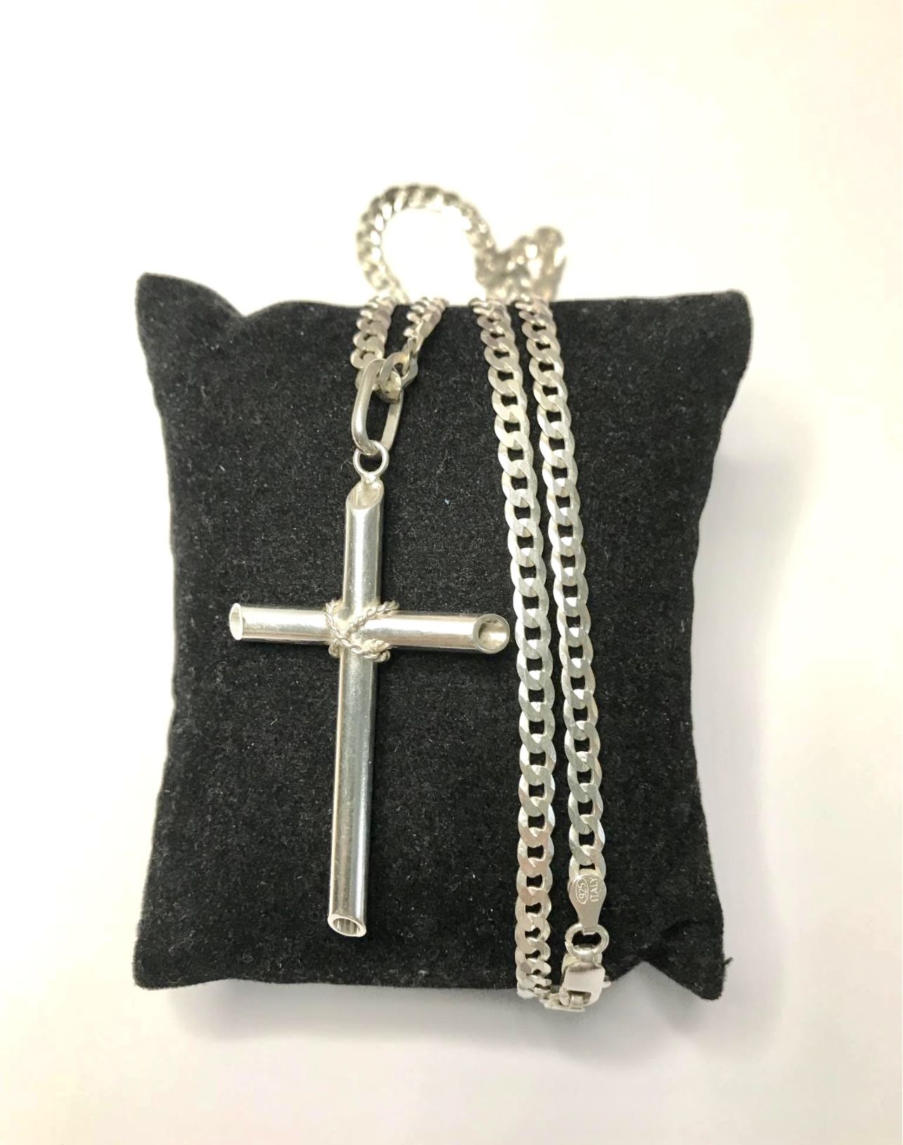 925 Sterling Silver Cross Pendant Necklace size 22”