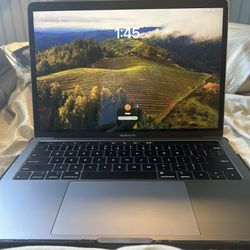 MacBook Pro Touch Bar 2018