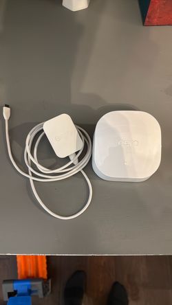 Amazon Eero Mesh WiFi Router with Power Adapter