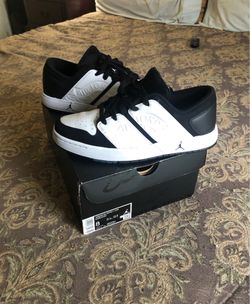 Mens Jordan size 8
