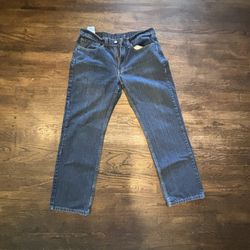 Levi’s 514 Straight Fit Jeans – New (34x30)