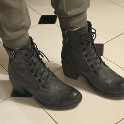 Faded Ankle Black Boots 7.5 Size