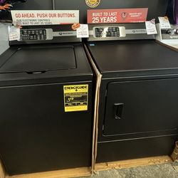 Speed Queen TR7/DR7 in Black Available for SAME DAY DELIVERY )