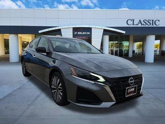 2025 Nissan Altima