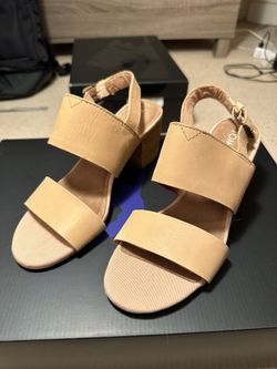 Toms Womens Poppy Shoe Size 6 New Unworn Beige Brown