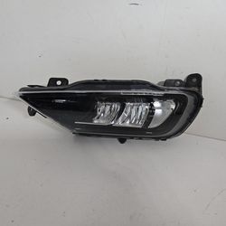 VOLVO CX60 OEM  LEFT SIDE FOG LIGHT