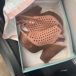 Women’s Wedges 