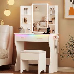 Vanity set
