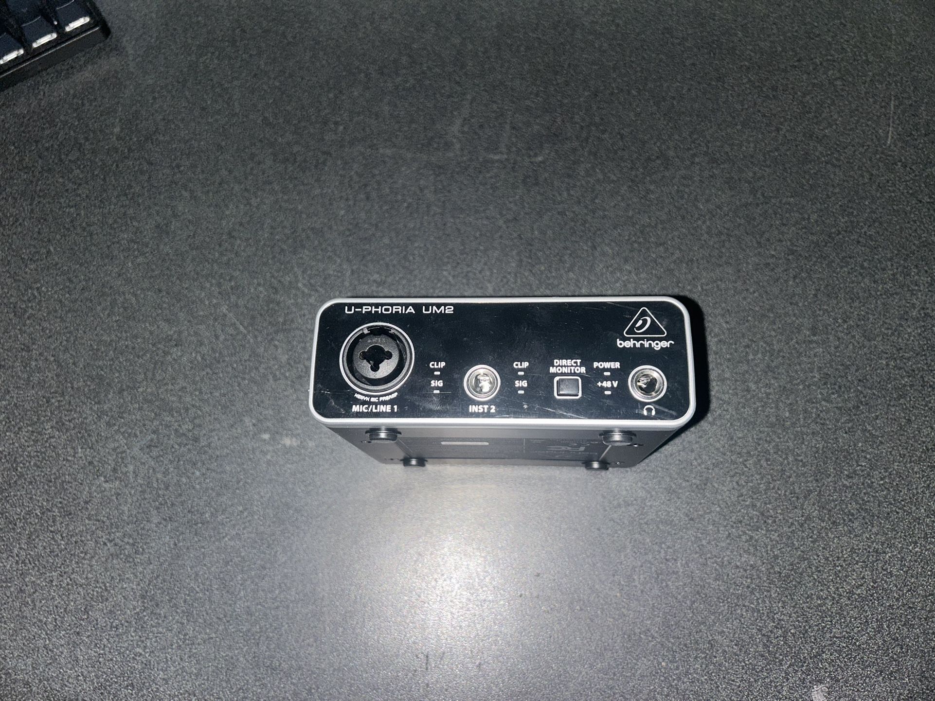 USB audio interface - mic amp