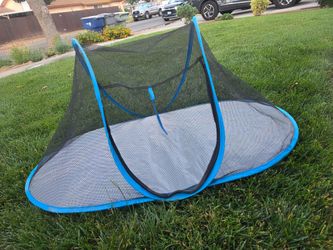 New Pop Up Cat Tent Never Used