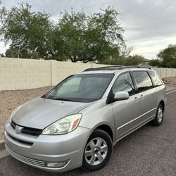 2005 Toyota Sienna