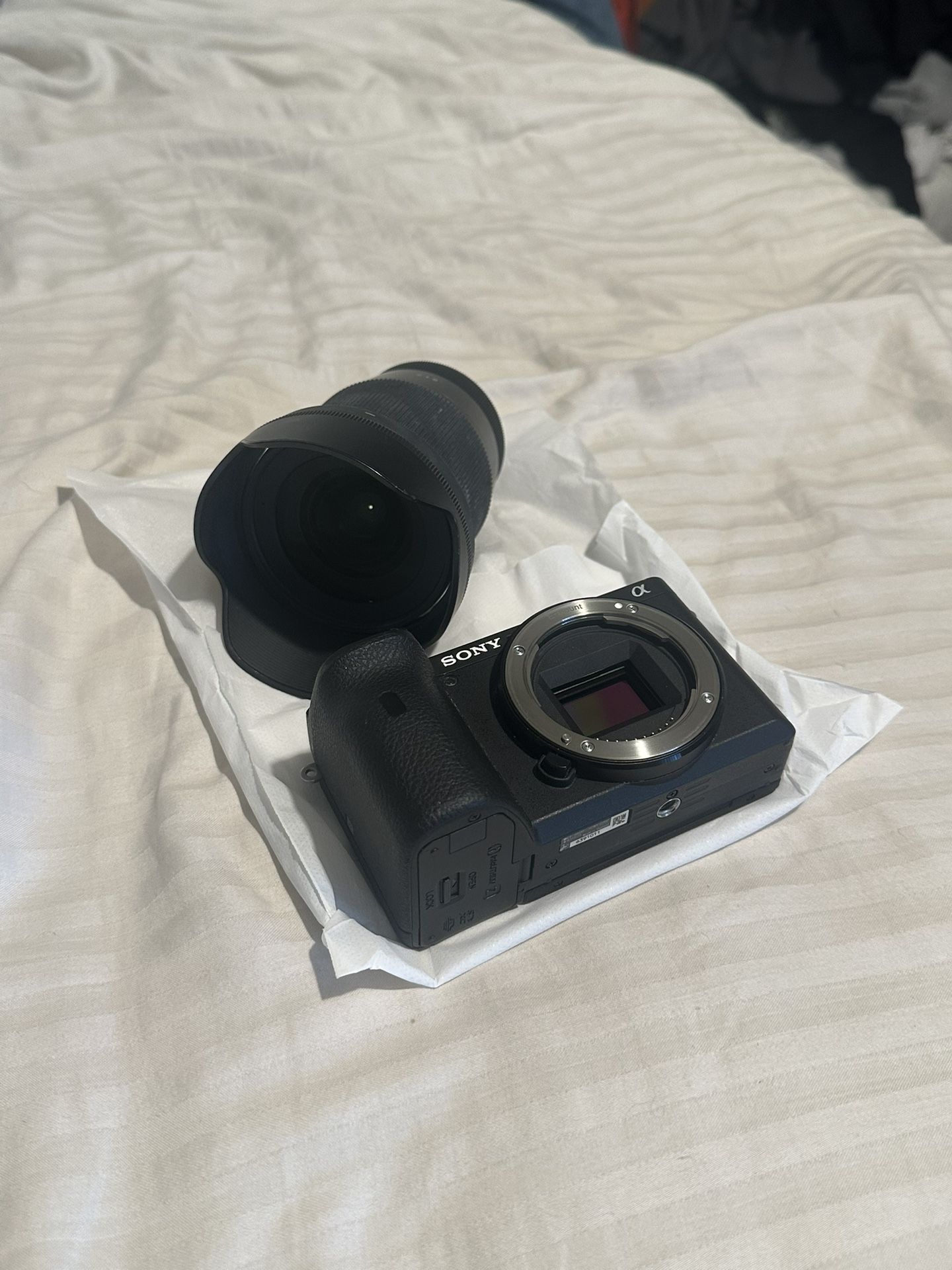Sony A6600 Mirrorless Camera ( Amazing Deal )