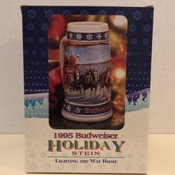 Budweiser 1995 Holiday Stein Box "Lighting The Way Home"