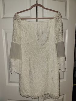 Beautiful Ivory Lace Dress Size LRG