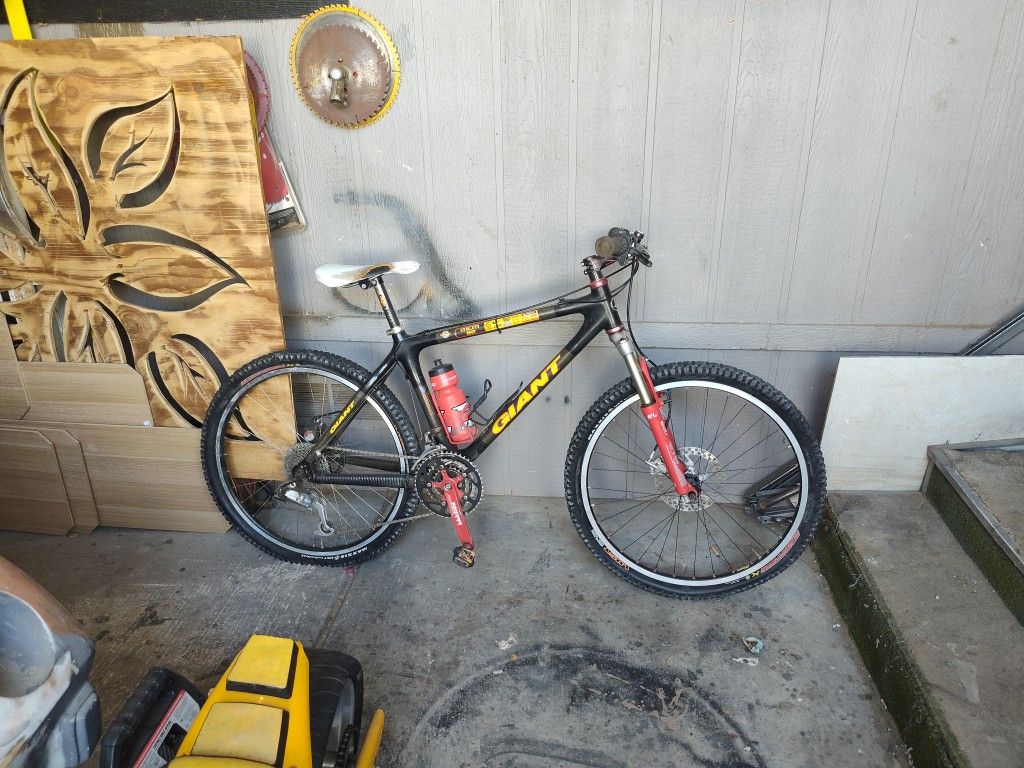 Giant Mountain Bike