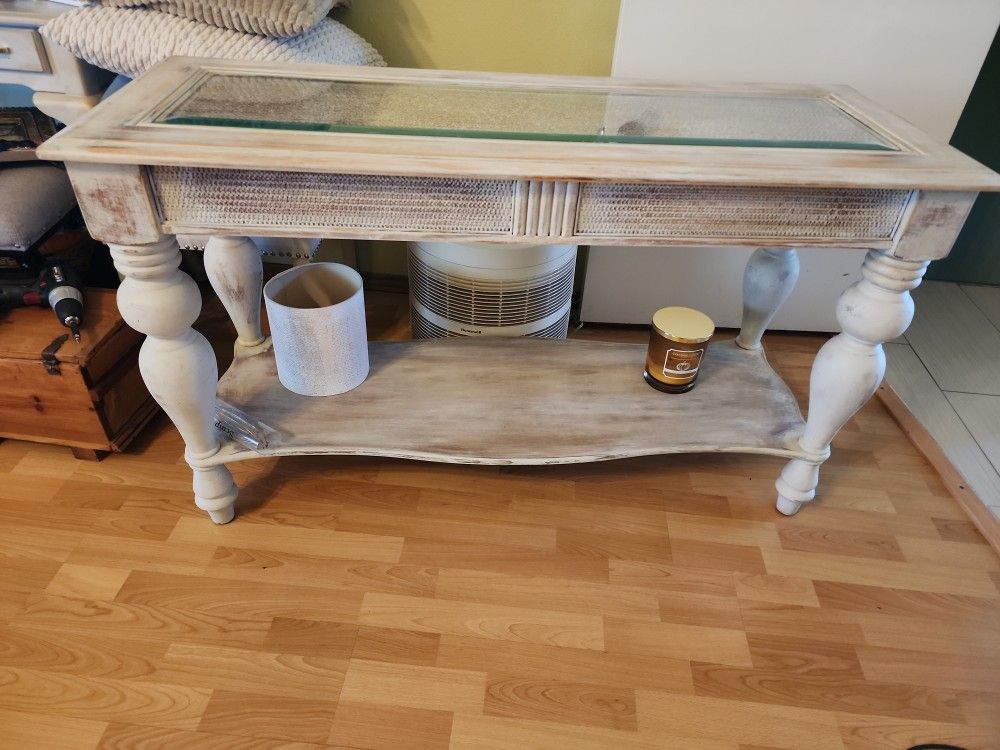 Table Hallway/ Console