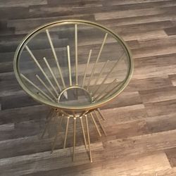 Deco 79 Glam Metal Table 