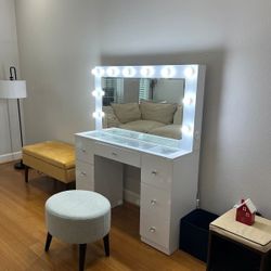 NEW MAKEUP VANITY 